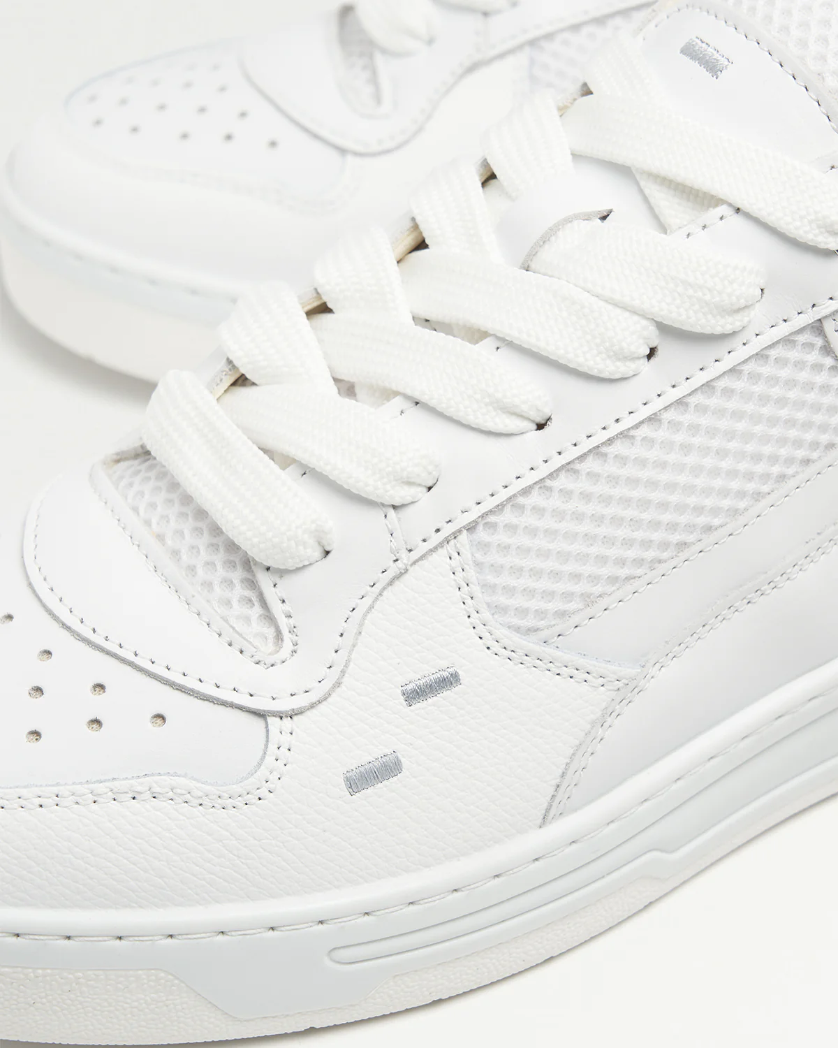 Cruiser Crumbs White - Image 3
