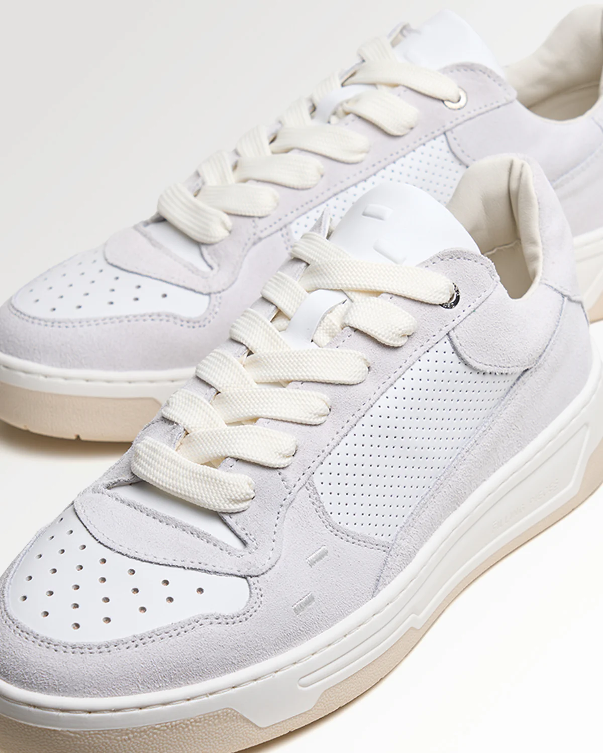 Cruiser Neat Off White - Image 3