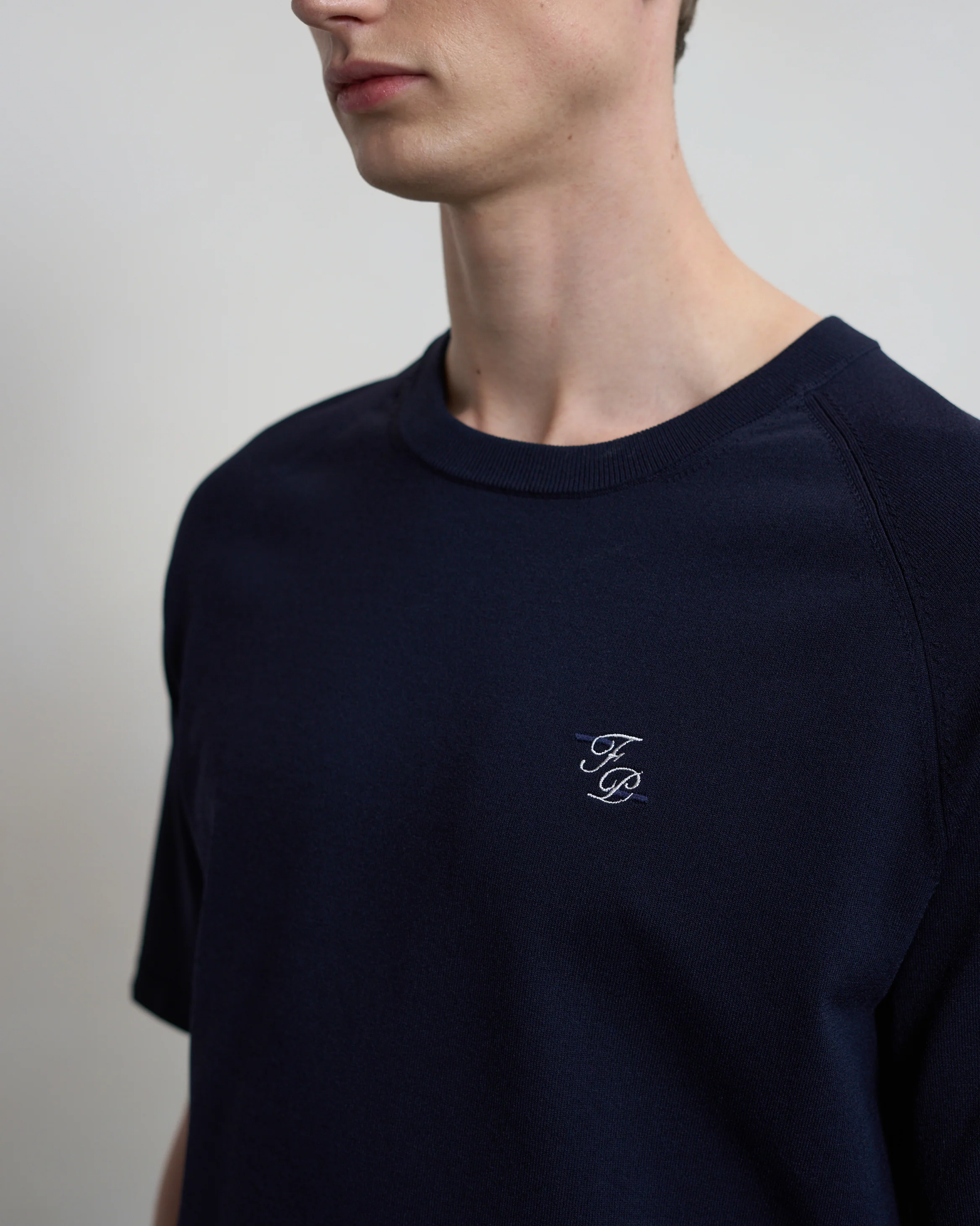 Knit T-shirt Raglan Navy - Image 6