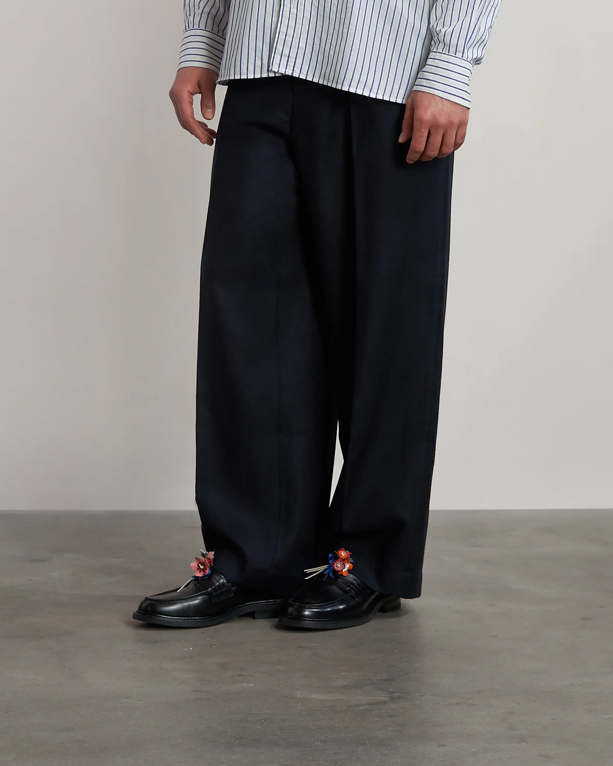Loafer Bouquet Black - Image 6