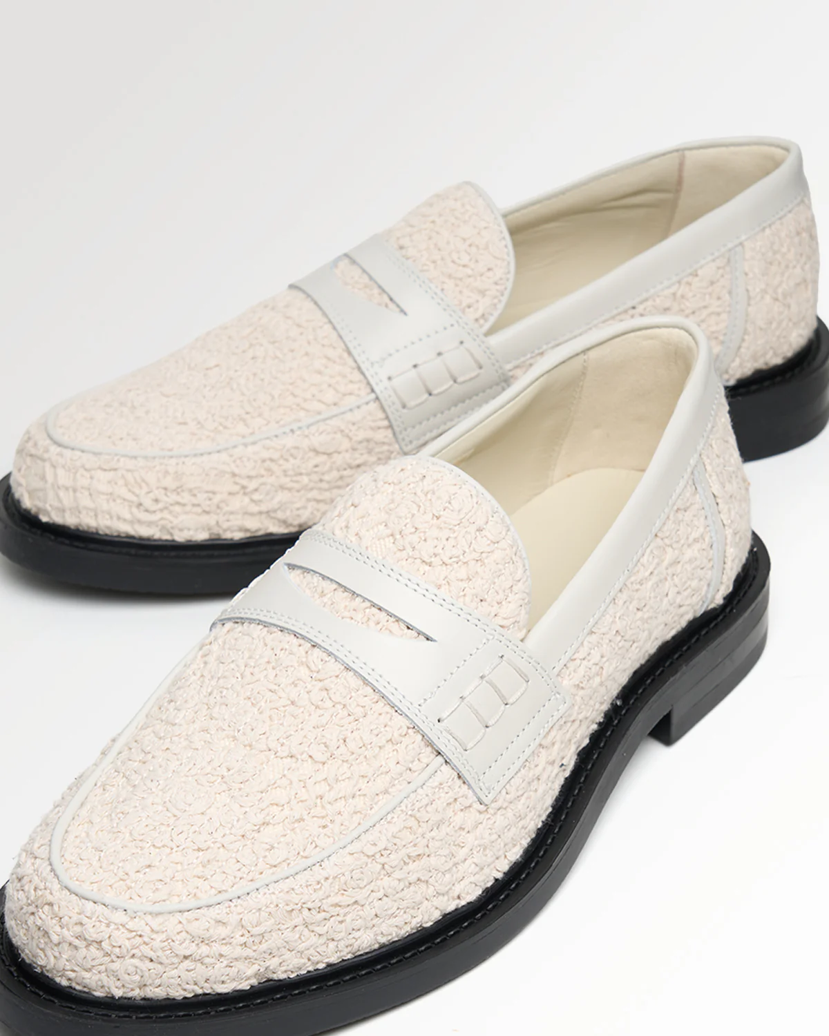 Loafer Crochet Beige - Image 3