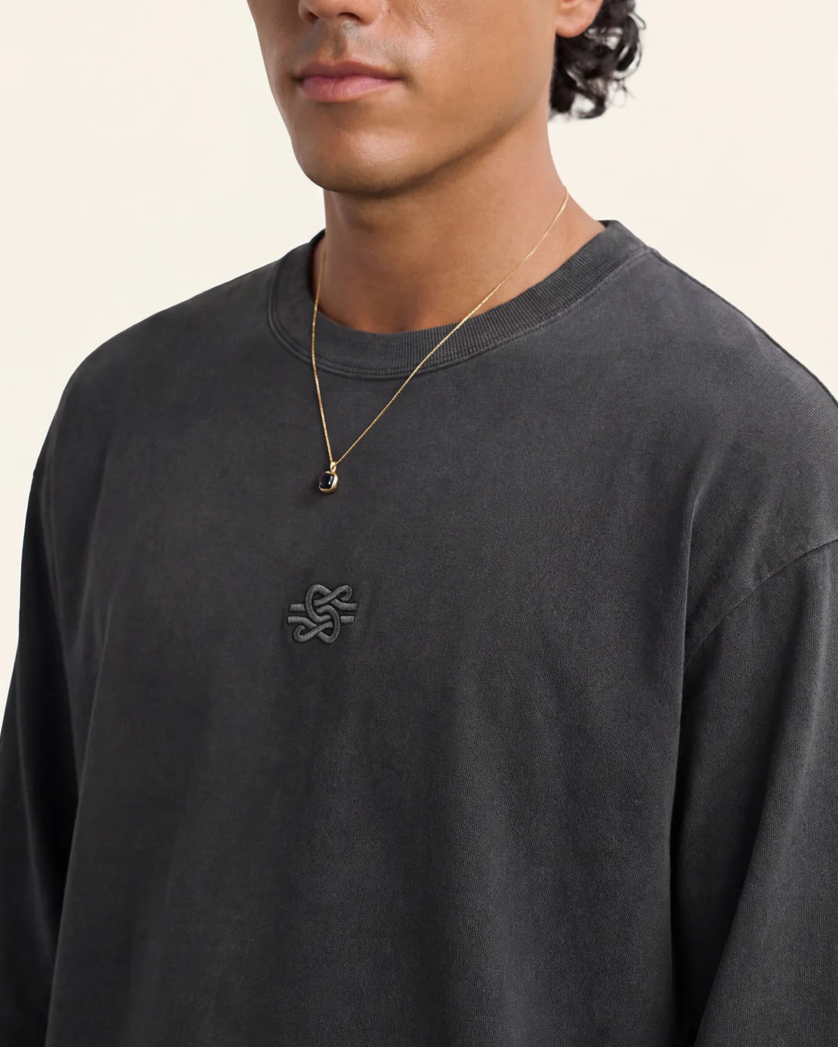 Longsleeve Boxy Embroidered Vintage Black - Image 4