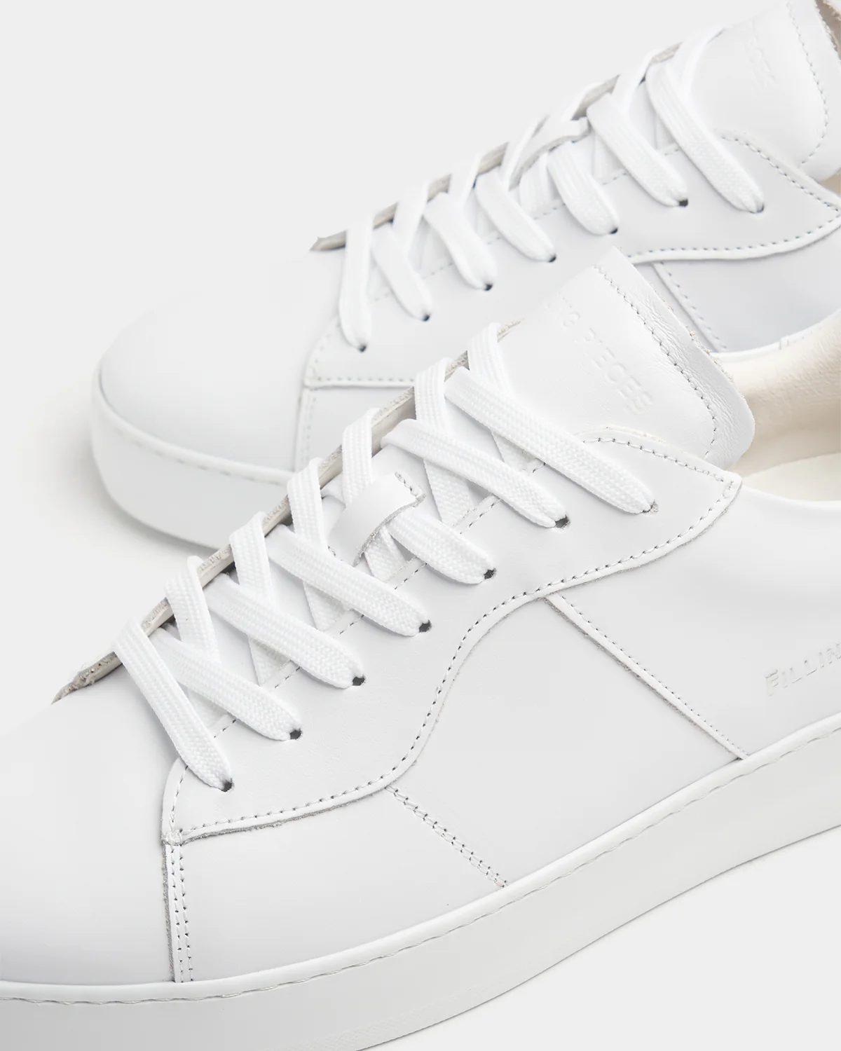 Court All White - Image 3