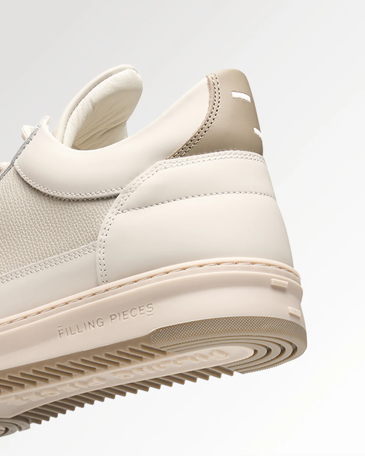 Low Top Tech Crumbs Off White / Taupe - Image 3
