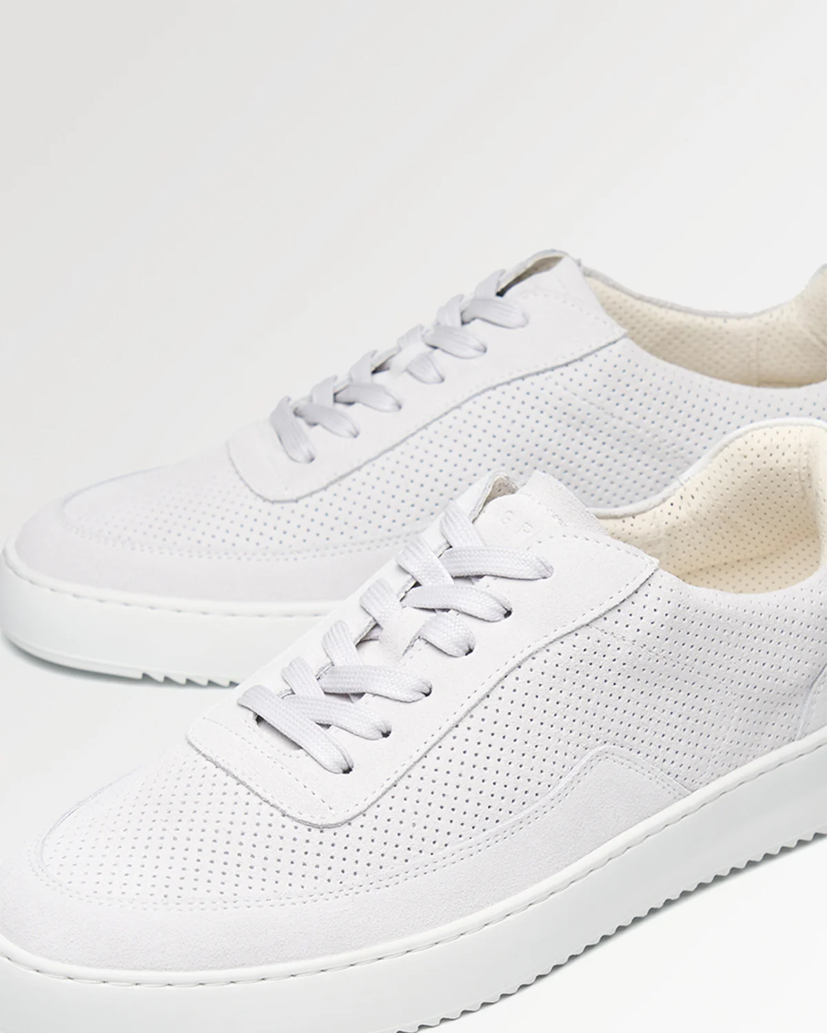 Mondo Suede Perforated White - Image 3