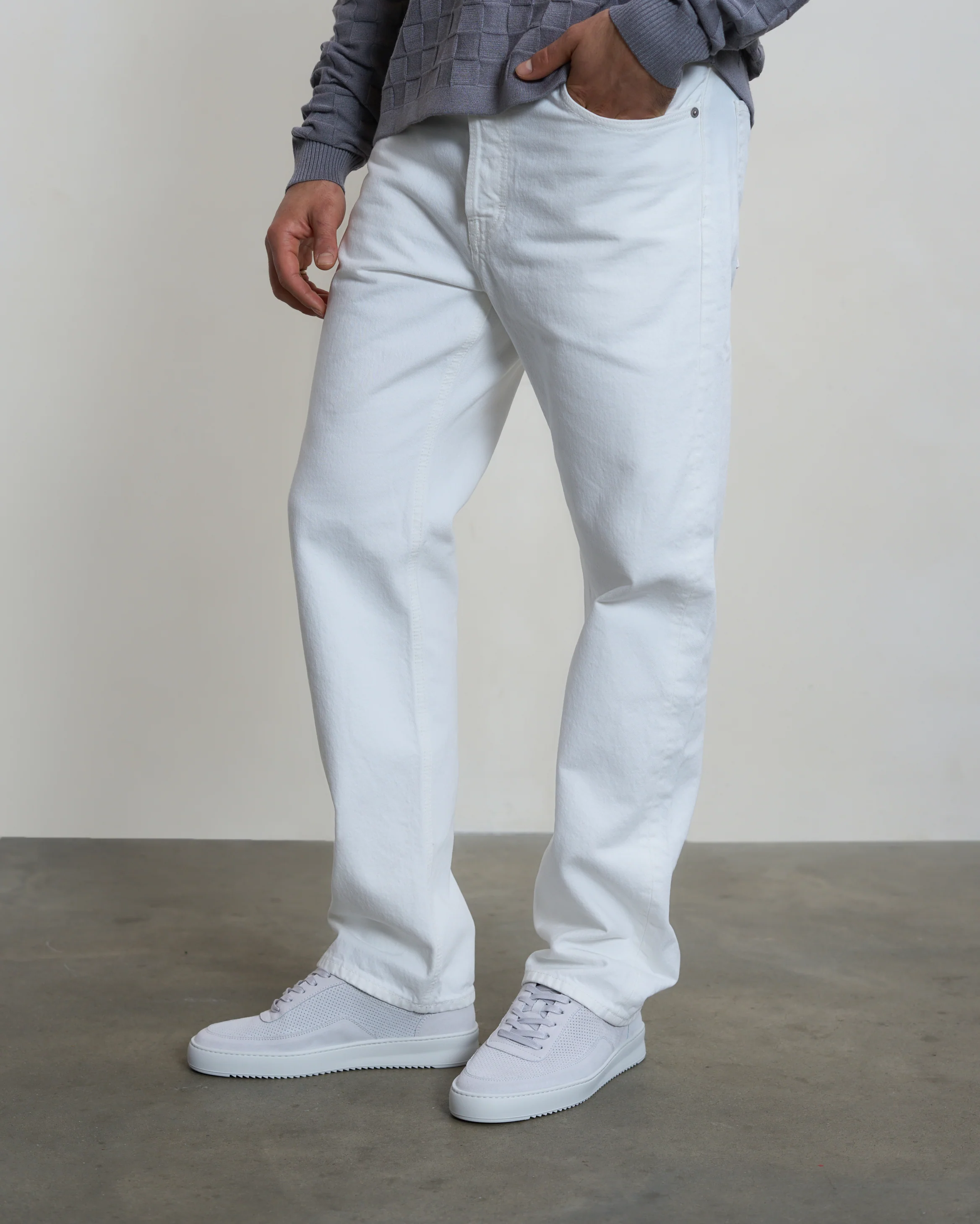 Mondo Suede Perforated White - Image 6