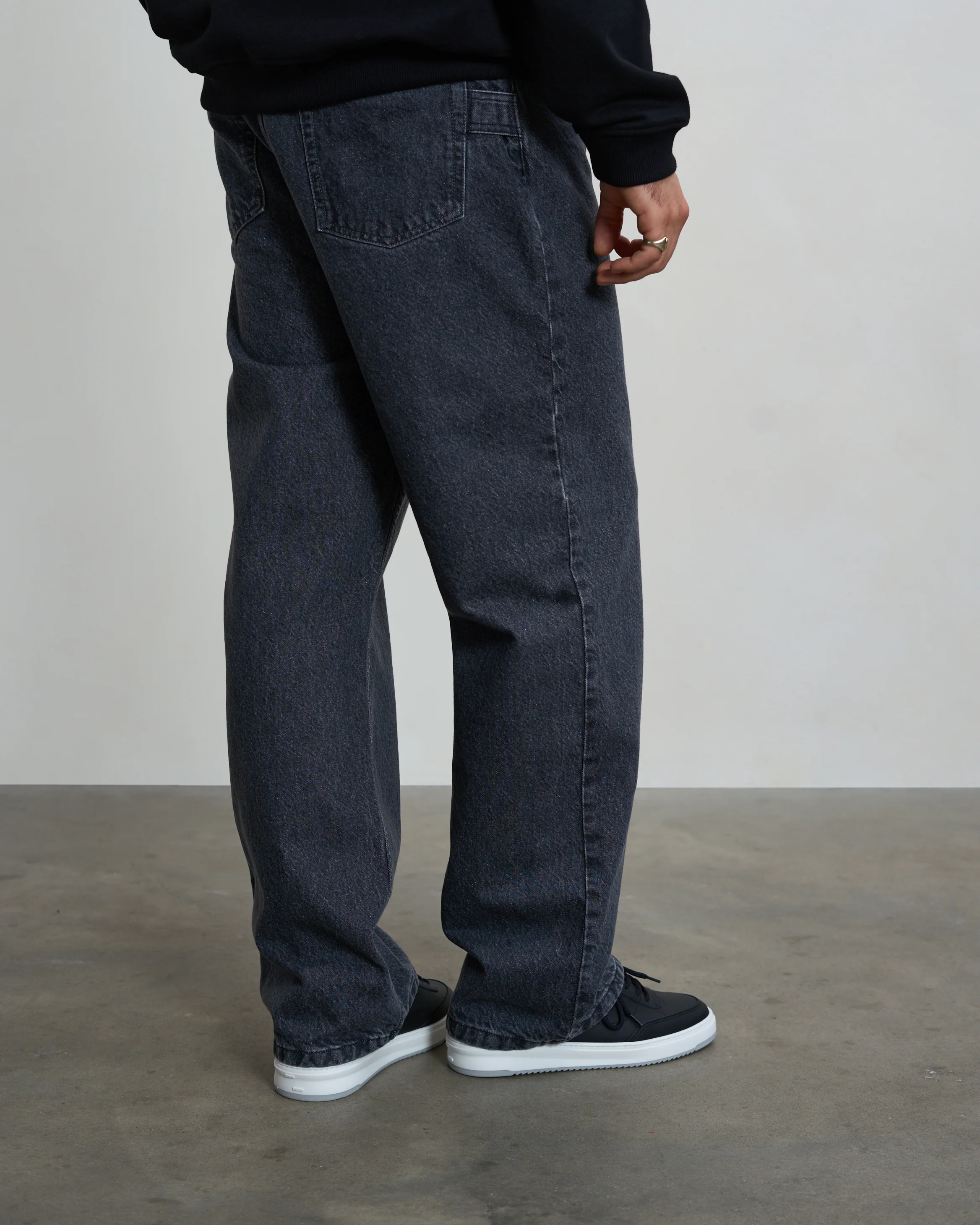 Mondo Trim Black - Image 7