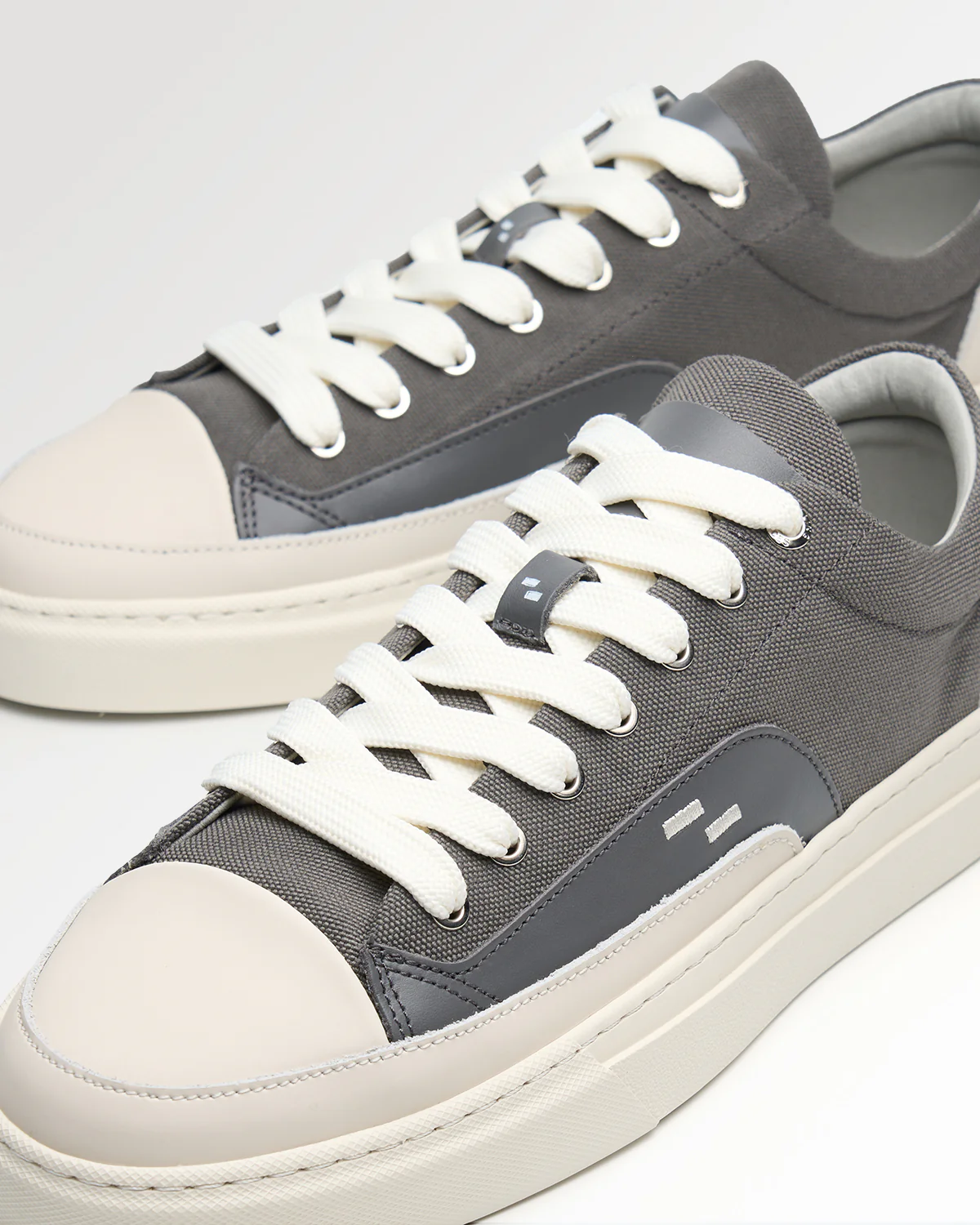 Riviera Low Dark Grey - Image 3