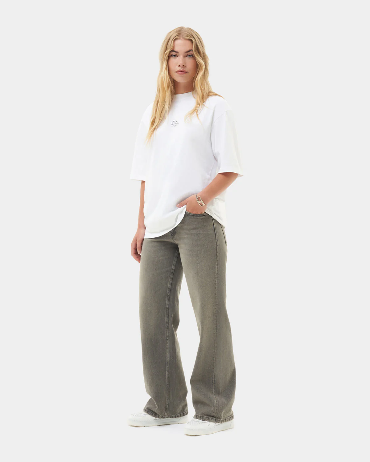 T-shirt Boxy Embroidered White - Image 3