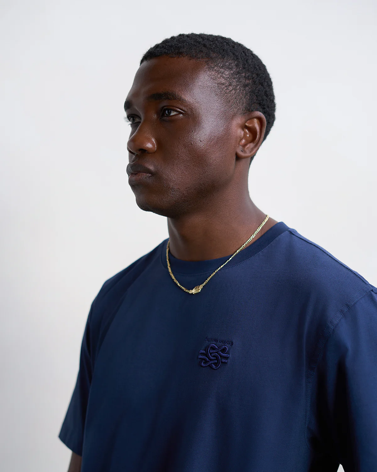 T-shirt Embroidered Knot Navy - Image 5