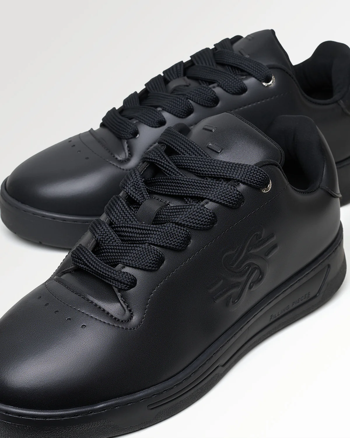 Voyage Knot All Black - Image 3