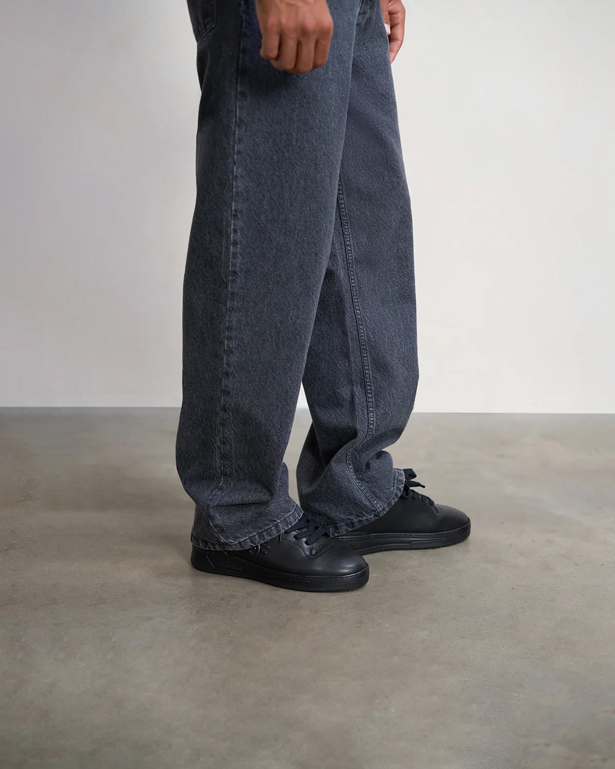 Voyage Knot All Black - Image 6