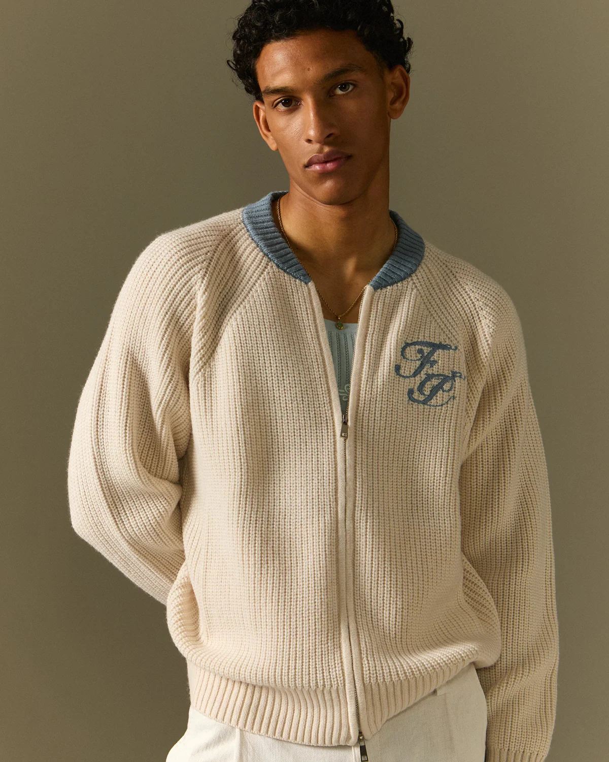 Zip Knit Classic Antique White - Image 9